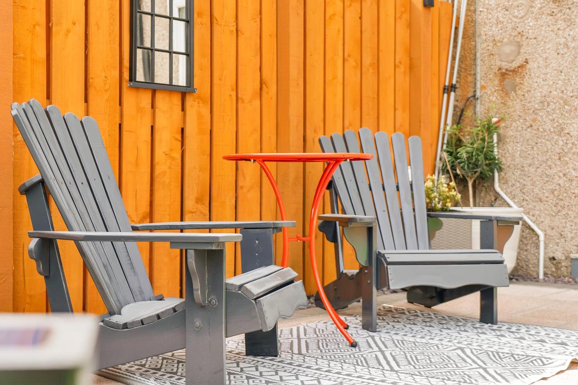 Crewe Apartment - 2 Bed, Free Off Street Parking And Private Garden エディンバラ エクステリア 写真