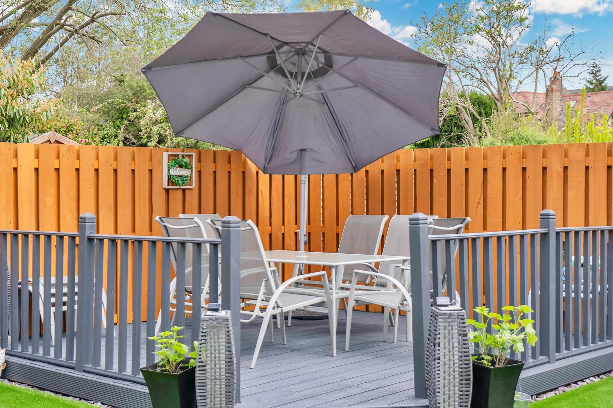 Crewe Apartment - 2 Bed, Free Off Street Parking And Private Garden エディンバラ エクステリア 写真