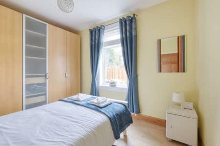 Crewe Apartment - 2 Bed, Free Off Street Parking And Private Garden エディンバラ エクステリア 写真