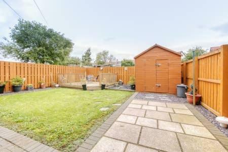 Crewe Apartment - 2 Bed, Free Off Street Parking And Private Garden エディンバラ エクステリア 写真